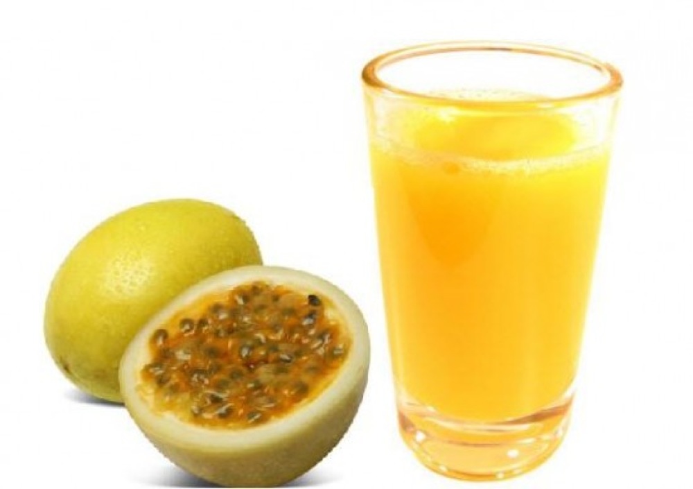 JUGO DE MARACUYA EN AGUA